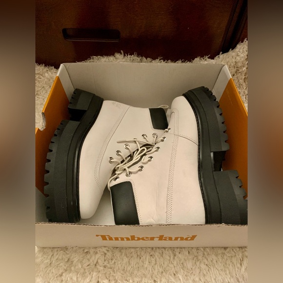 Timberland Sky Waterproof Lace-Up
Platform Boot (9M; Bright White) - Picture 16 of 16